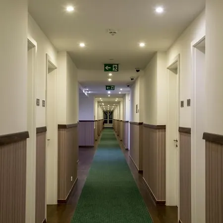 Szálloda Wellness Paradise